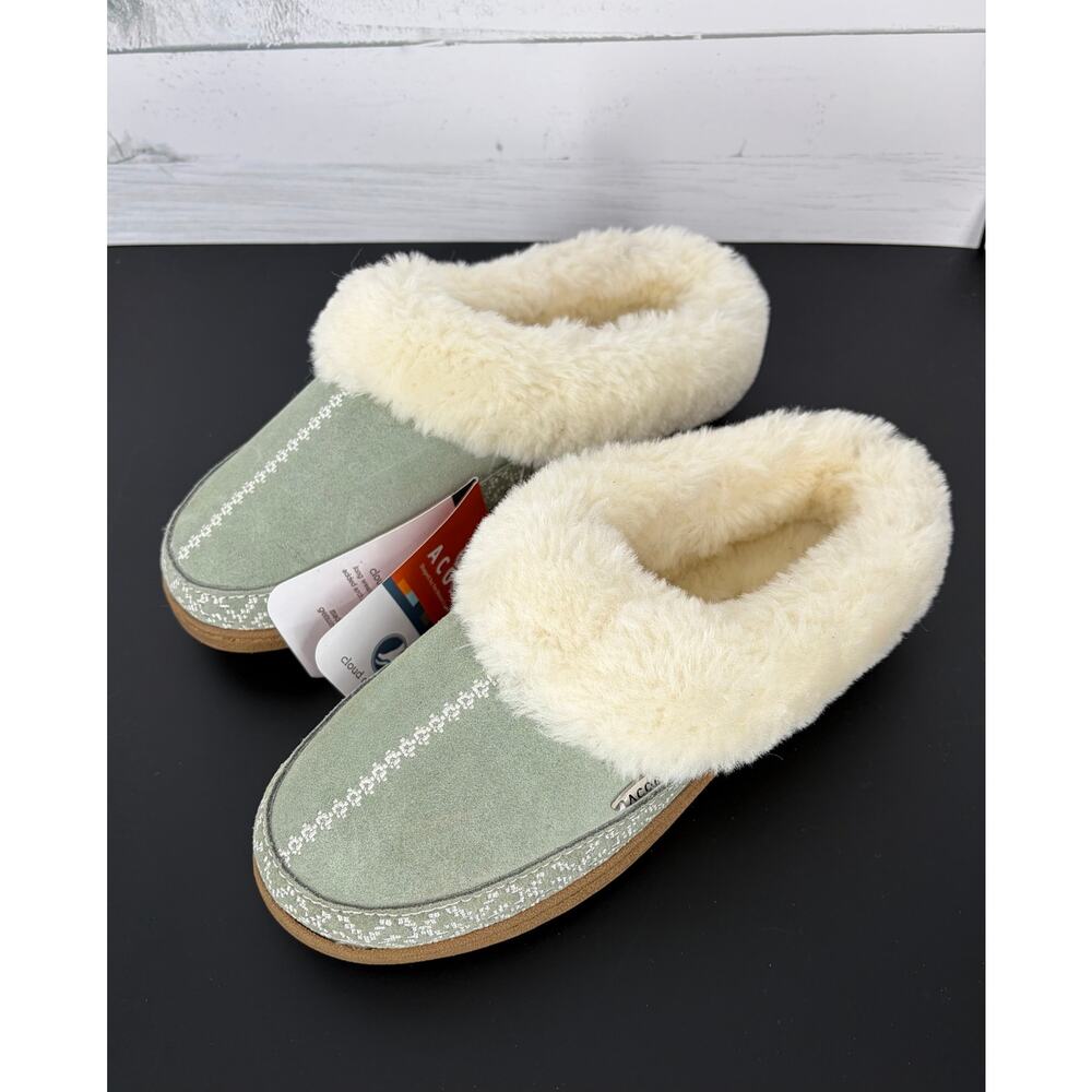 NWT Greta Embroidered Clogs by Acorn Small 5/6 - Picture 2 of 9